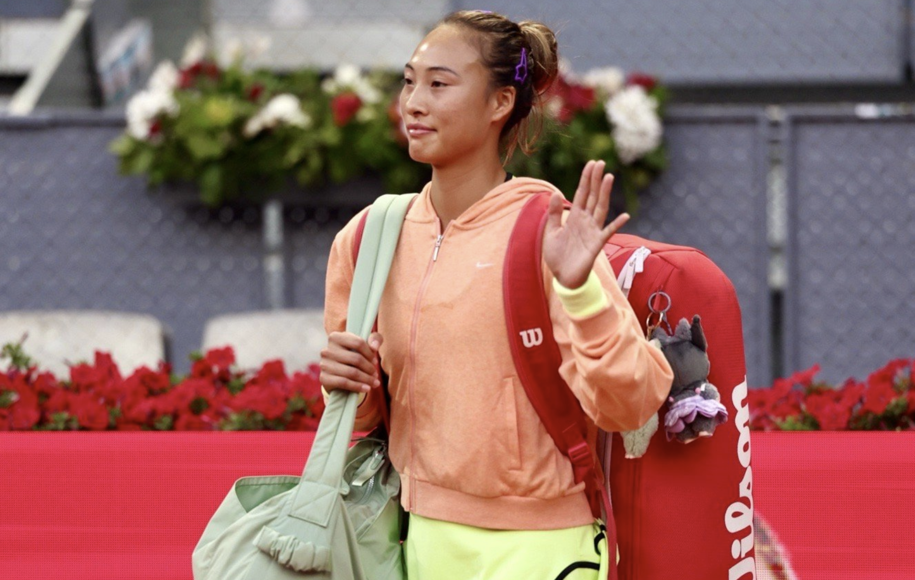 hupu-郑钦文又有新克星!1-2遭26岁美女双杀:无缘16强 交手5次输了4次